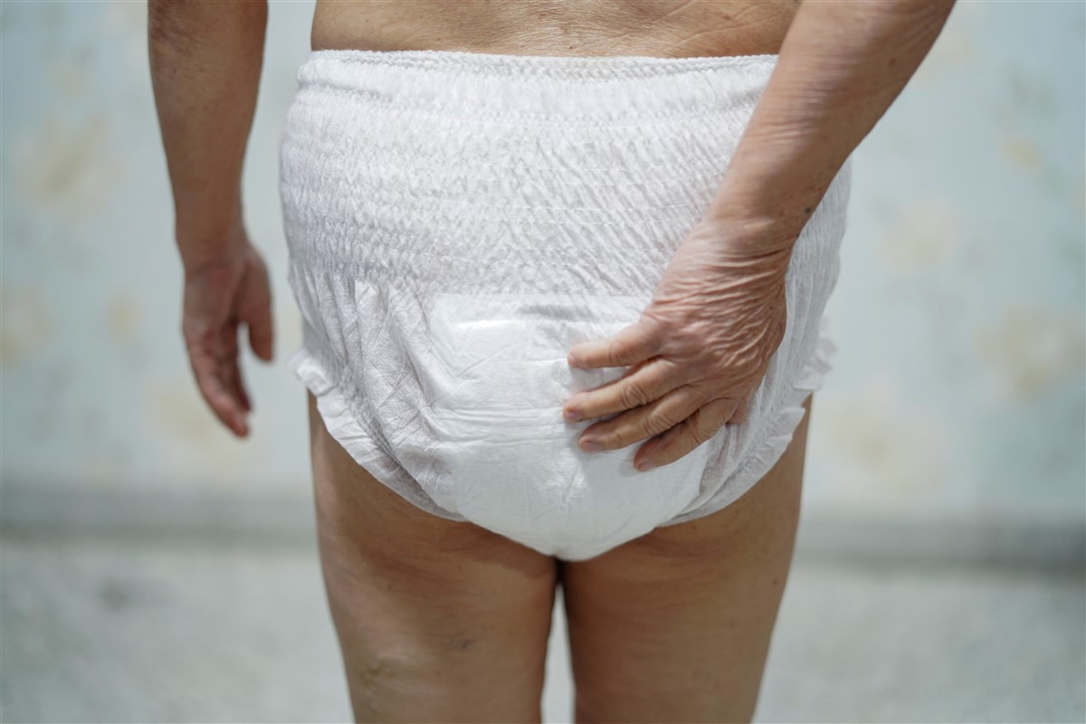 Les hommes aussi concernés : combattre l’incontinence urinaire masculine