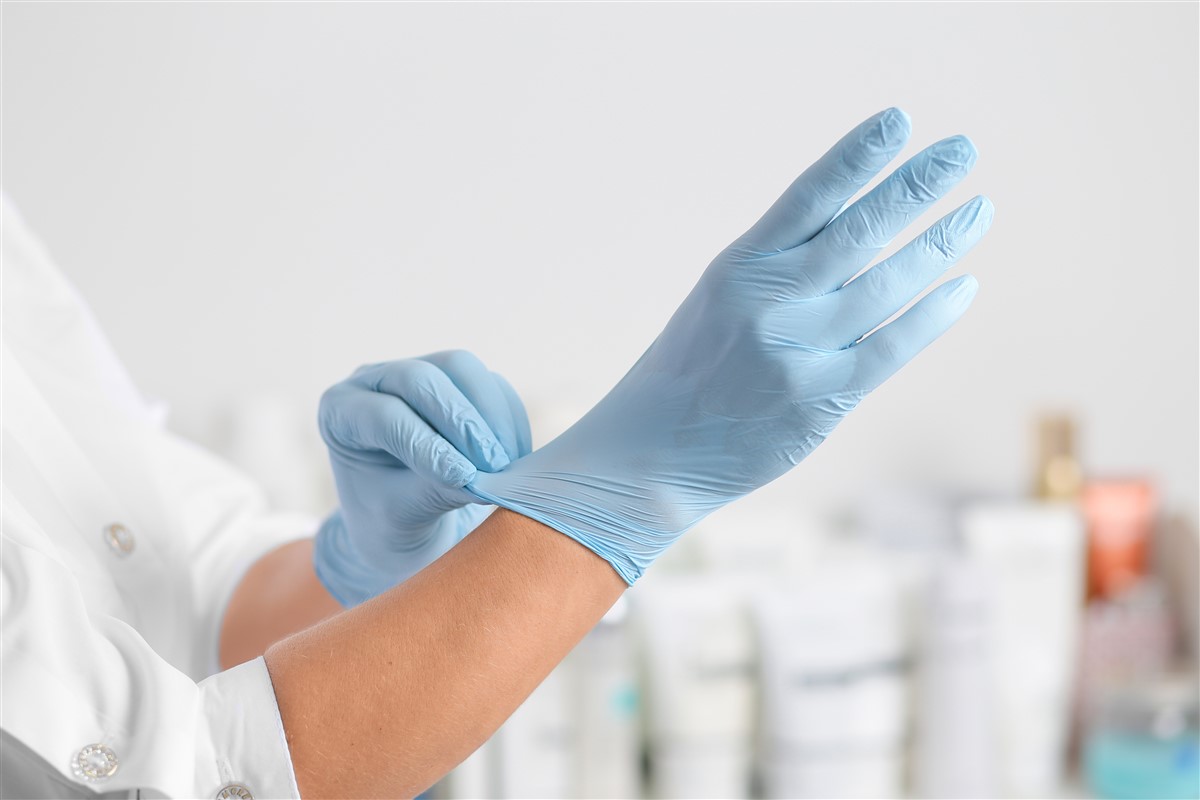 Équipement essentiel : comment les gants stériles sauvent des vies chaque jour