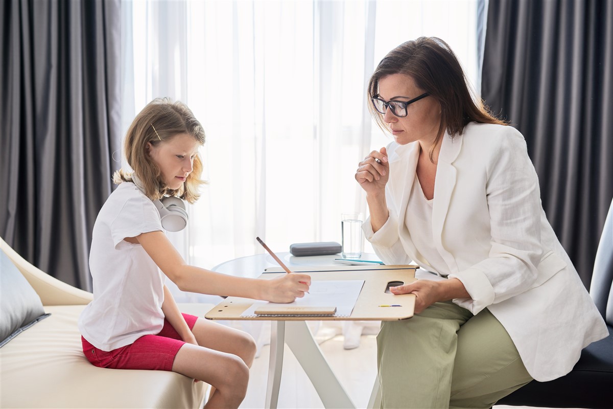 Pourquoi ma fille se tape-t-elle ?